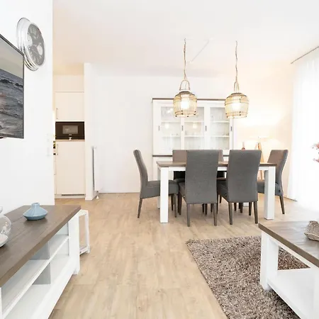 Kellenhus 4 アパート *